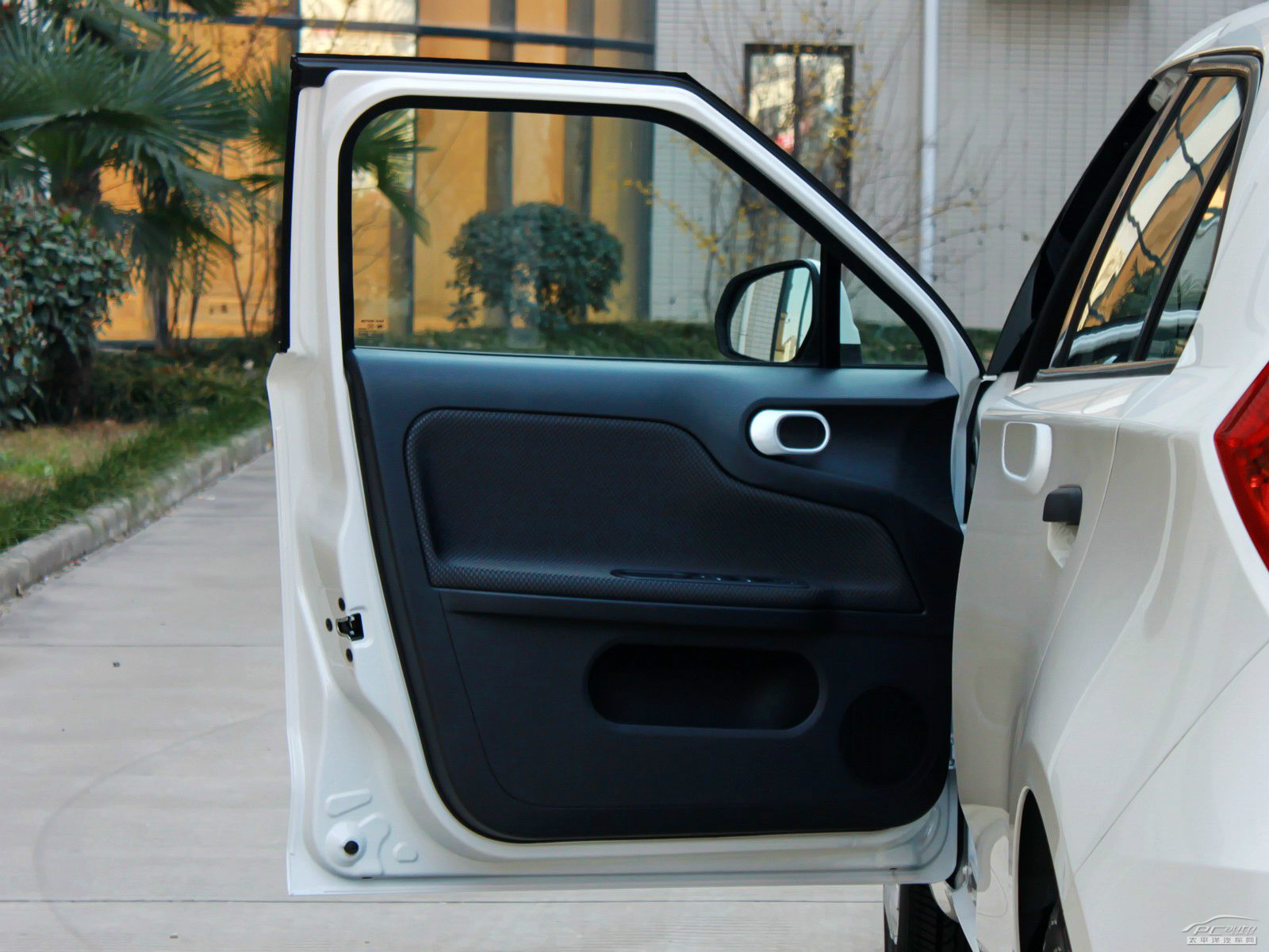 名爵3內(nèi)飾高清大圖