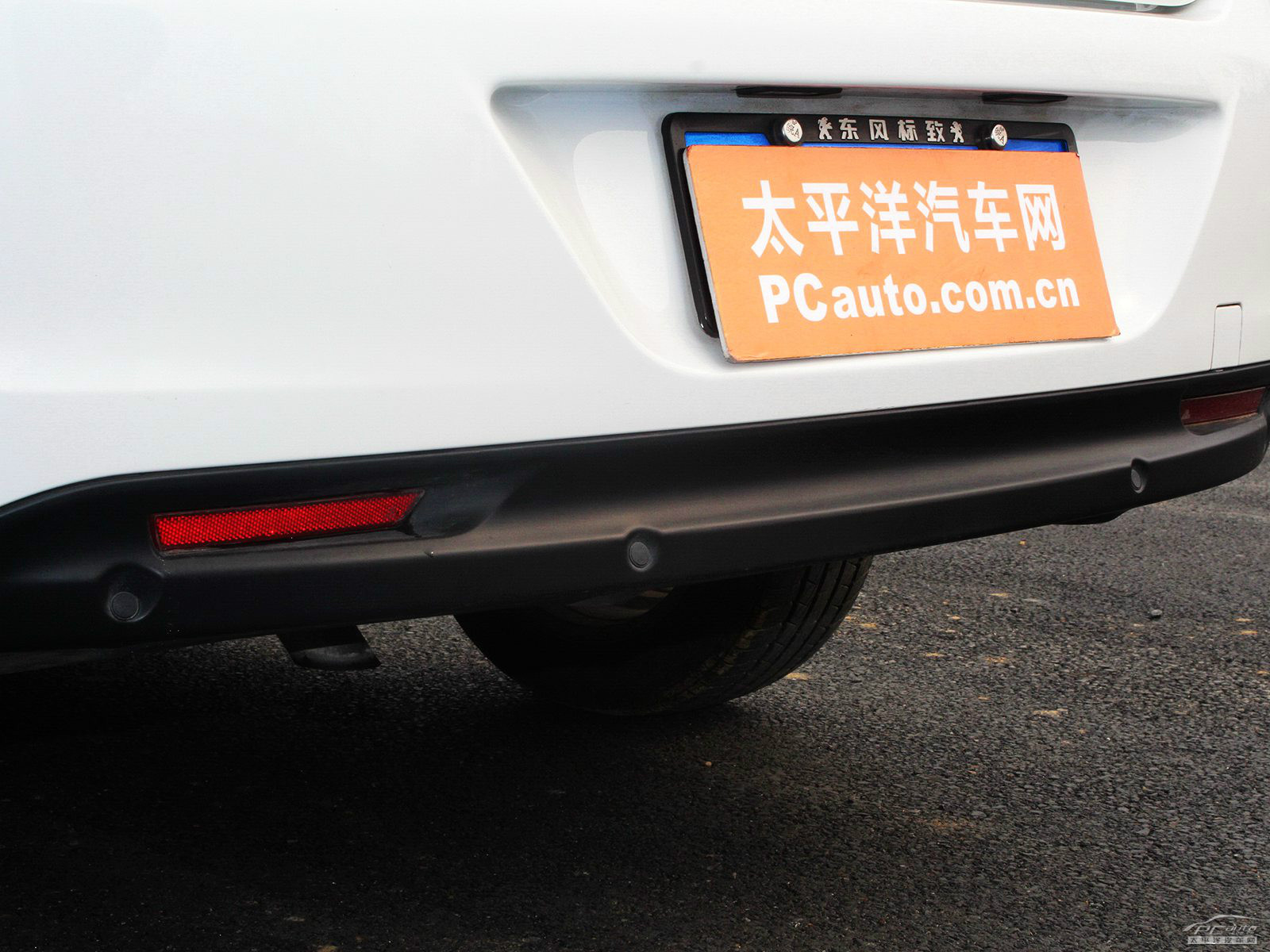 標(biāo)致308外觀高清大圖