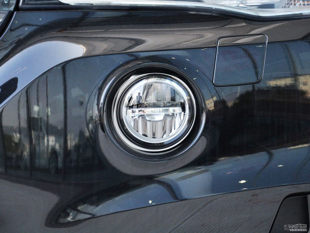 炭黑寶馬X5(進(jìn)口)車頭外觀圖片