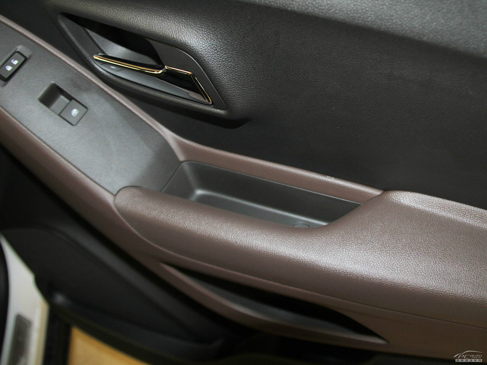 雪佛蘭Trax內(nèi)飾高清大圖