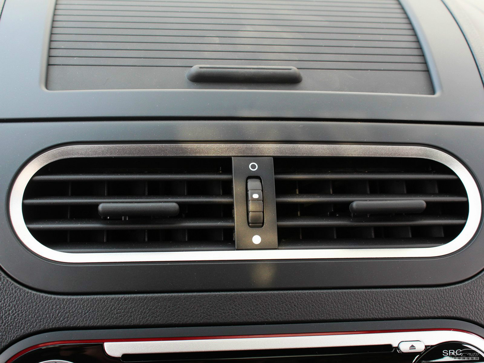 名爵3內(nèi)飾高清大圖