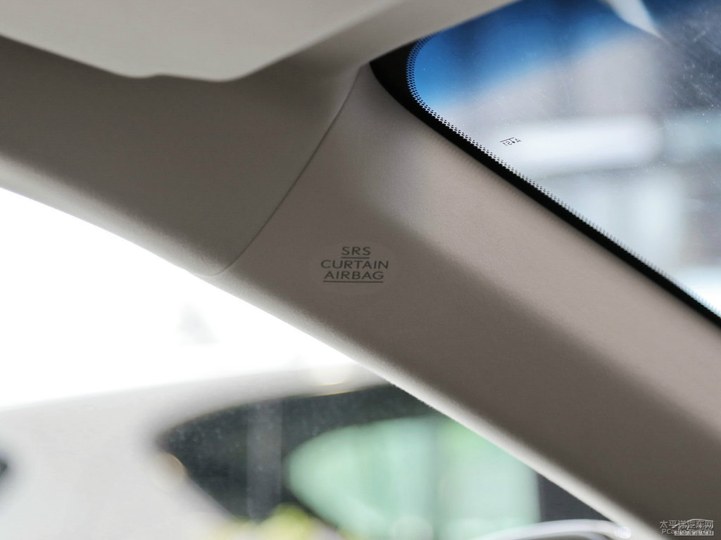 珍珠白雷克薩斯ES車廂內飾圖片