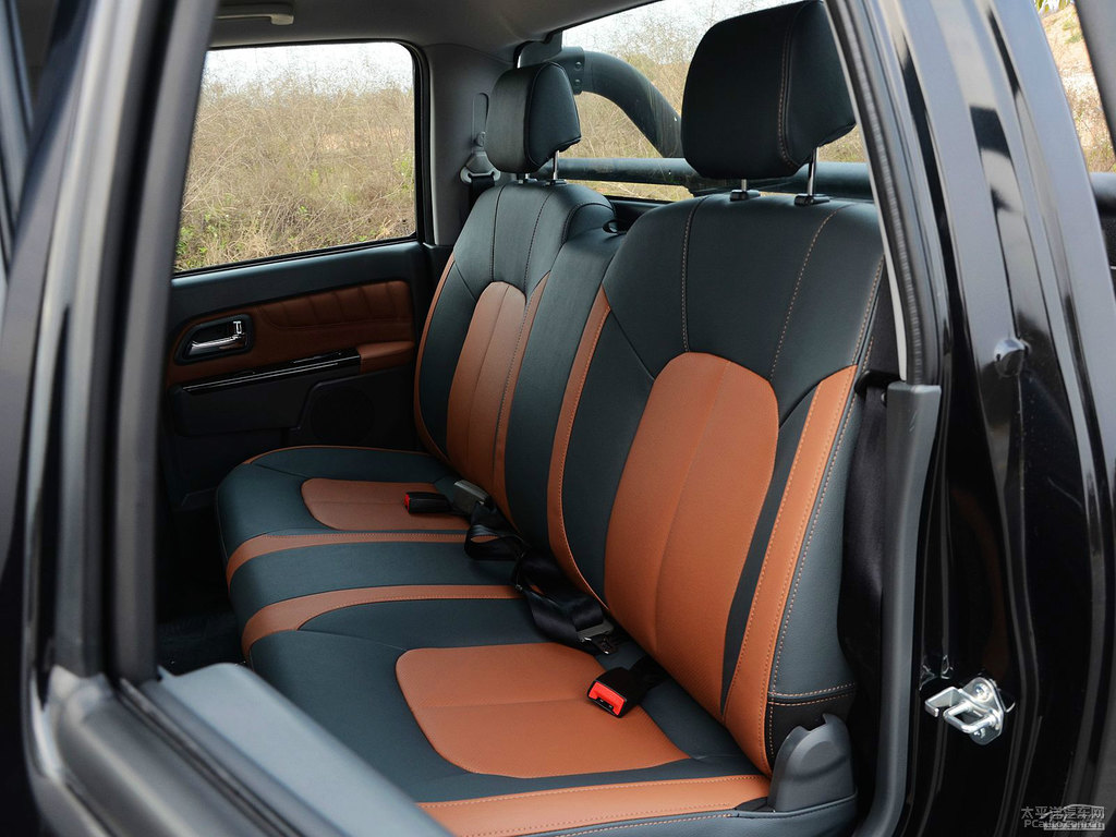 ɫL(fng)E5΃(ni)DƬ