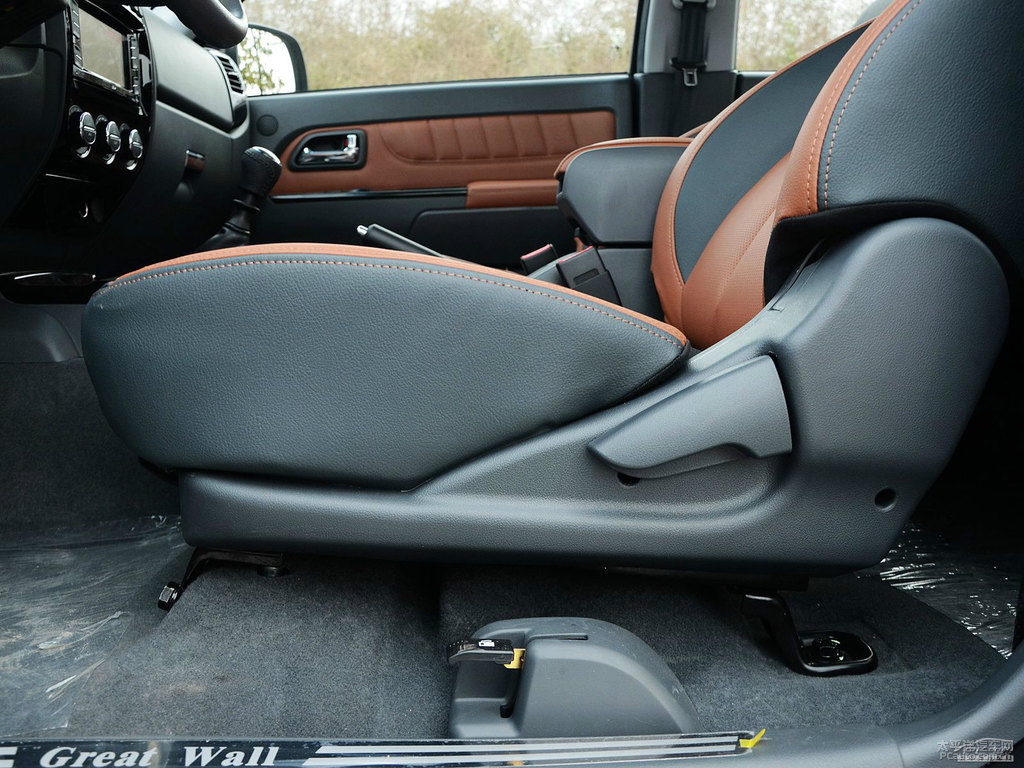 ɫL(fng)E5΃(ni)DƬ