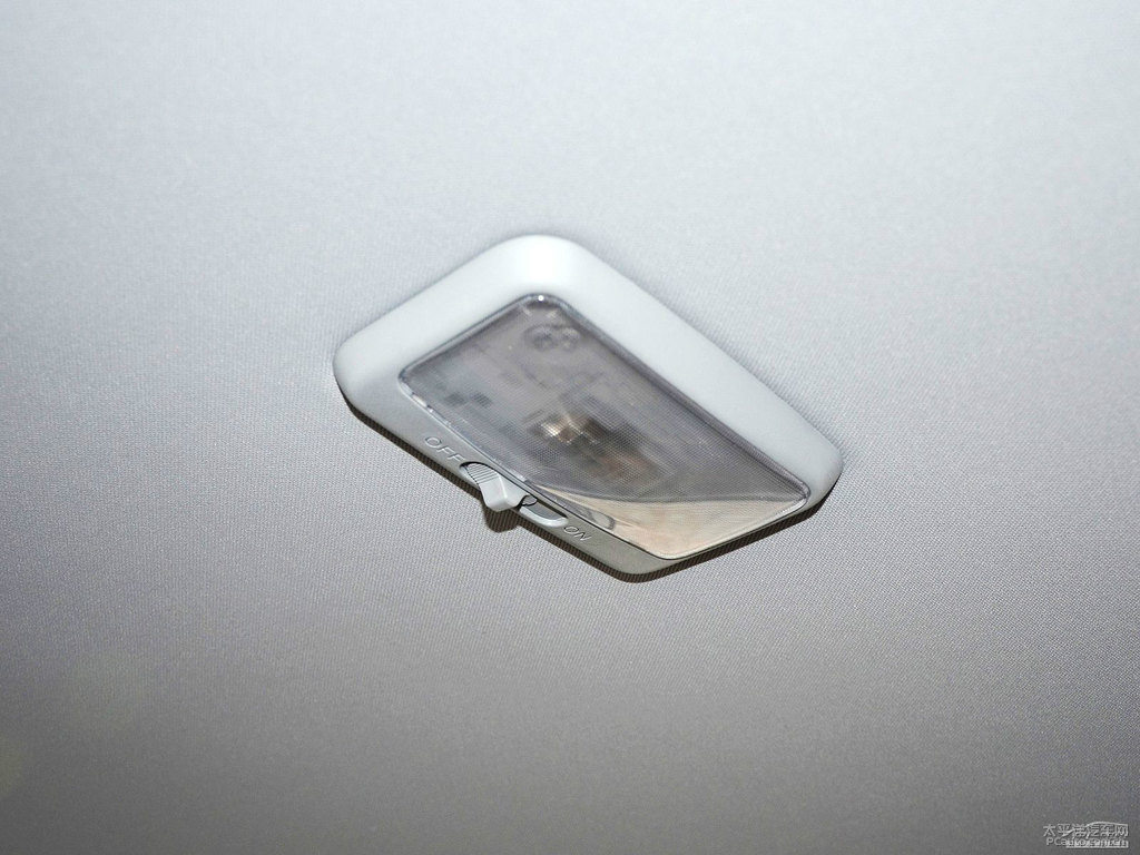 ɫL(fng)E5܇(ni)DƬ