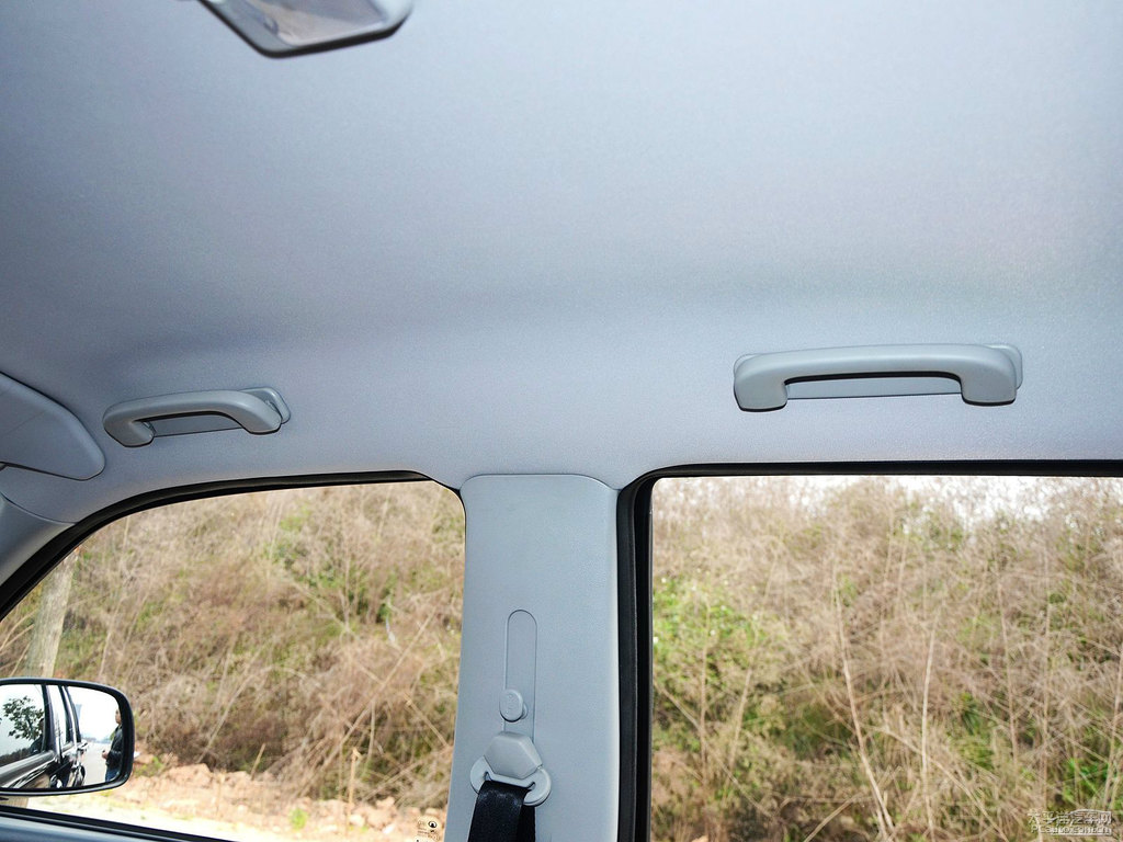 ɫL(fng)E5܇(ni)DƬ