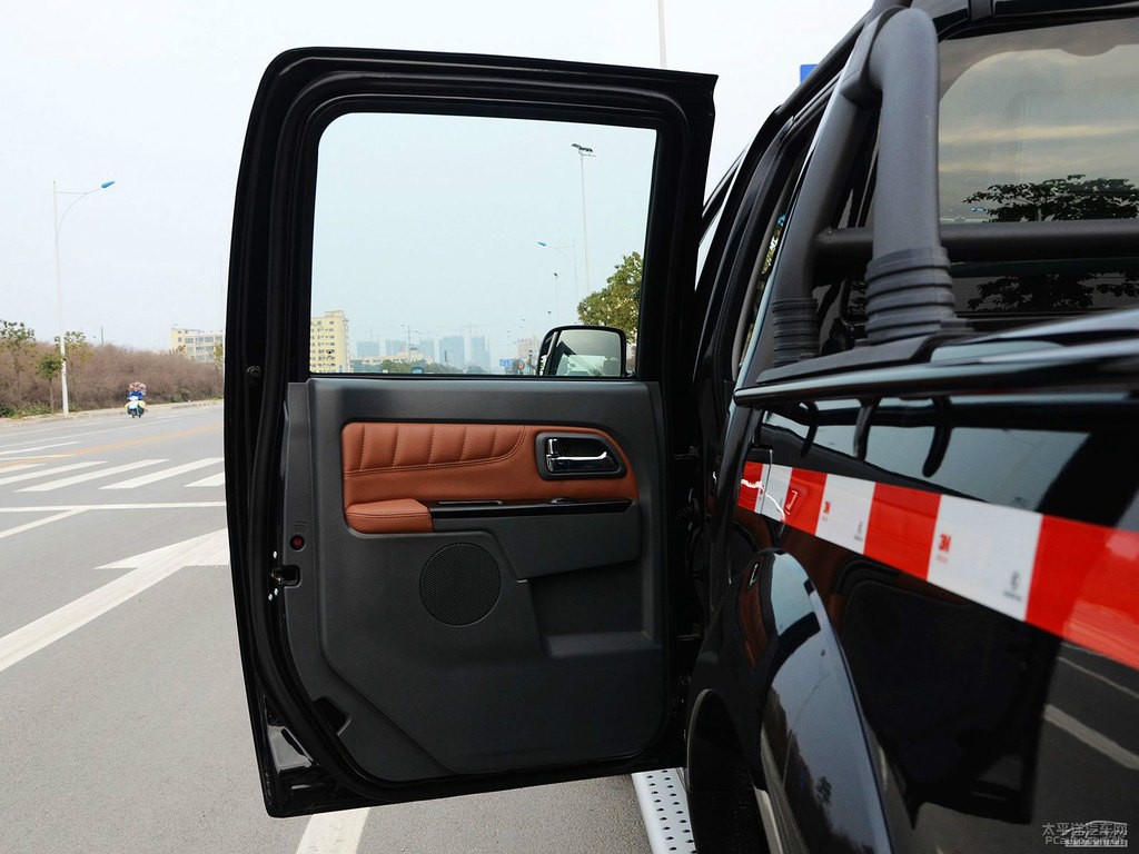 ɫL(fng)E5܇(ni)DƬ