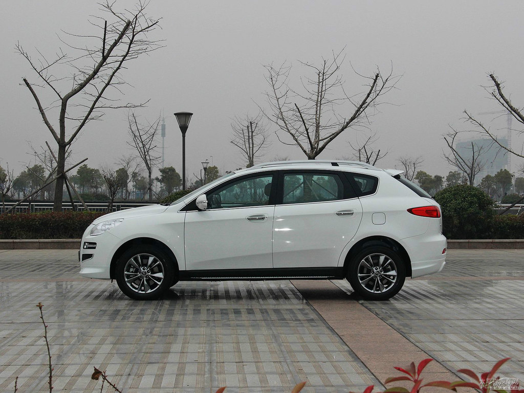 ɰ׼{ǽݴ7 SUV܇^^DƬ