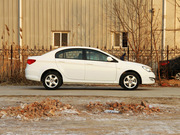 2014款 350S 1.5L 手動(dòng)迅馳版 2014款 350S 1.5L 手動(dòng)迅馳版