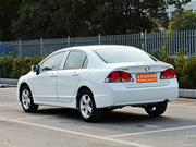 2012款 1.8L 自動(dòng)擋 2012款 1.8L 自動(dòng)擋