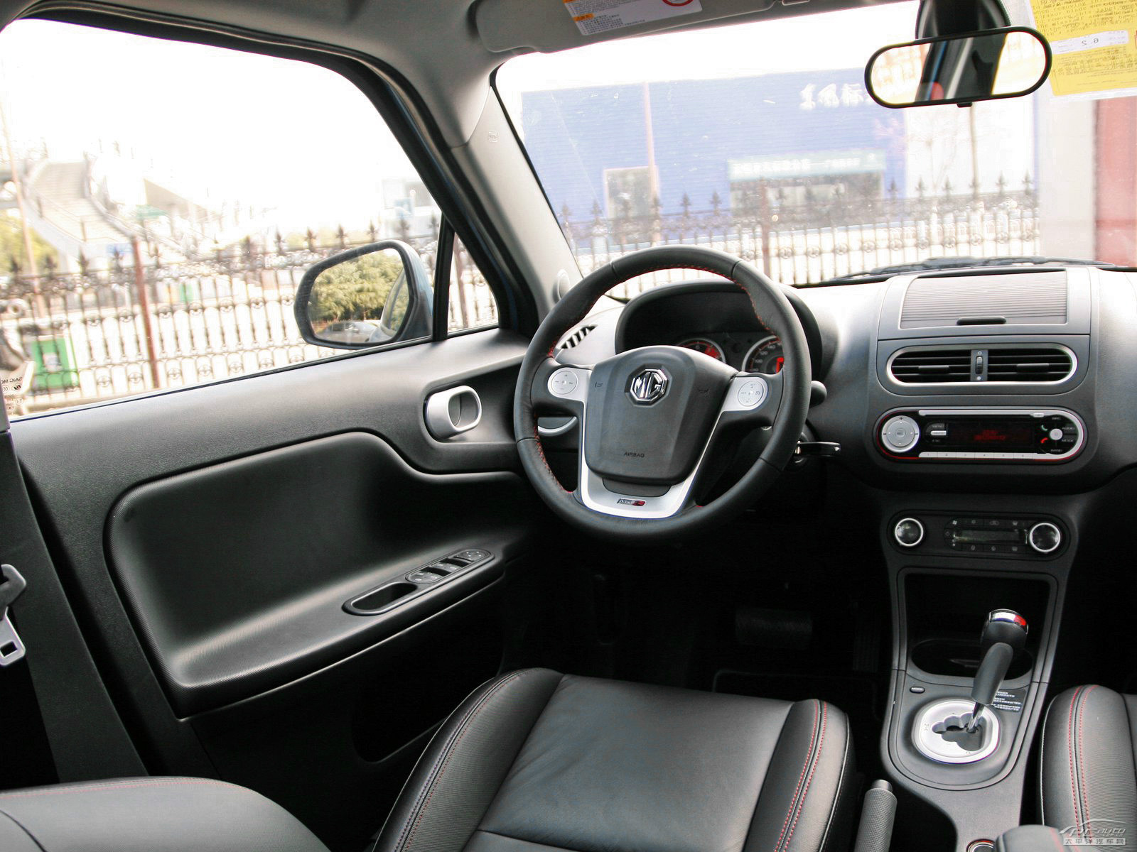 名爵3內(nèi)飾高清大圖