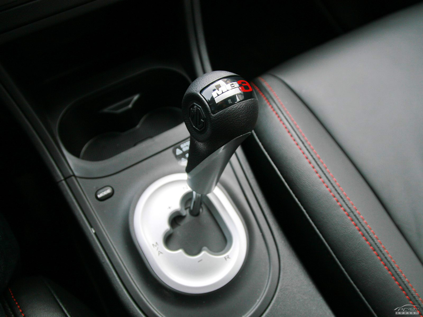 名爵3內(nèi)飾高清大圖