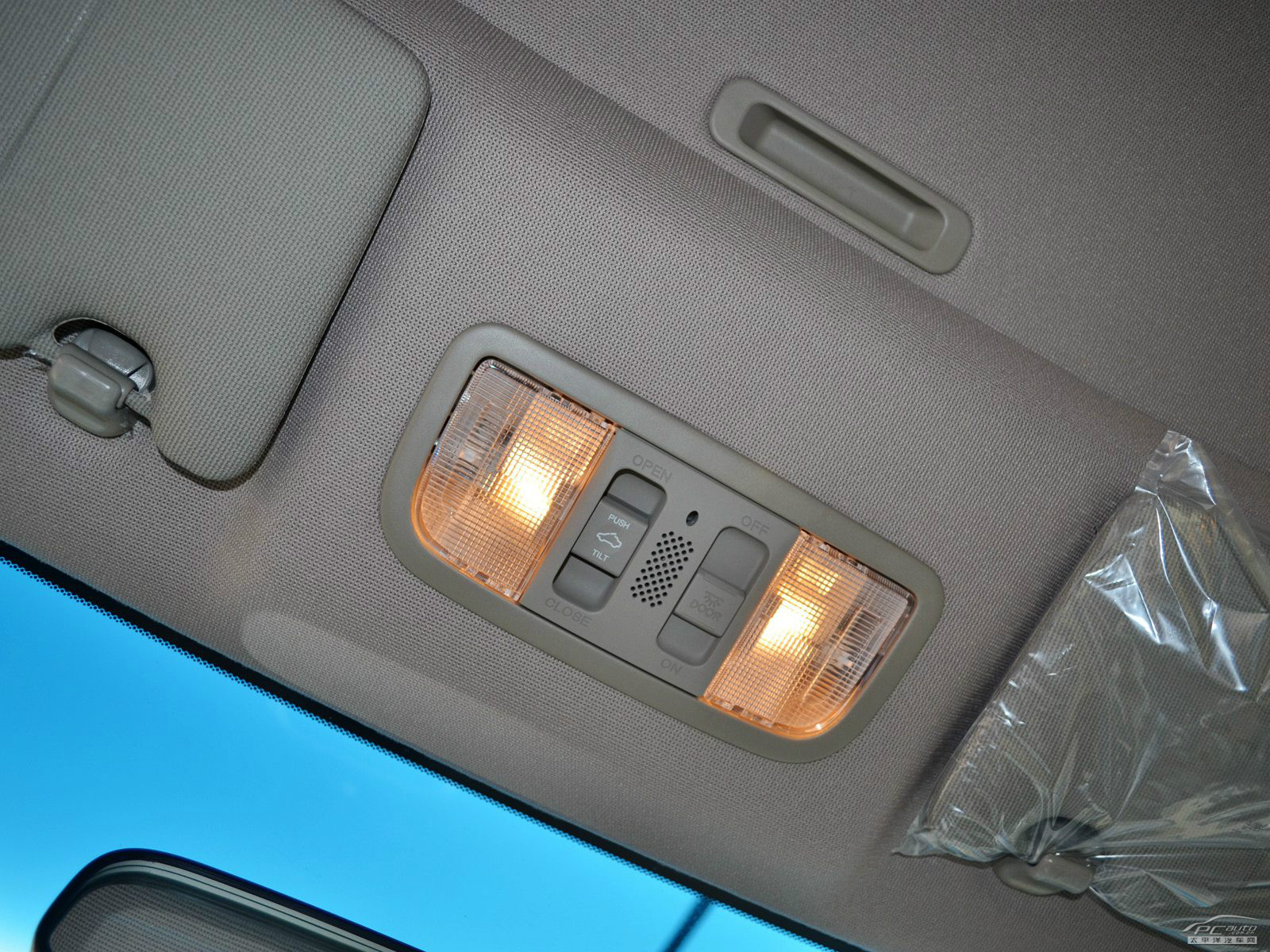 奧德賽內(nèi)飾高清大圖