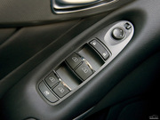 2014款 3.7L 豪華運(yùn)動(dòng)版 2014款 3.7L 豪華運(yùn)動(dòng)版