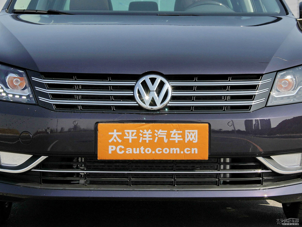檀紫帕薩特車頭外觀圖片