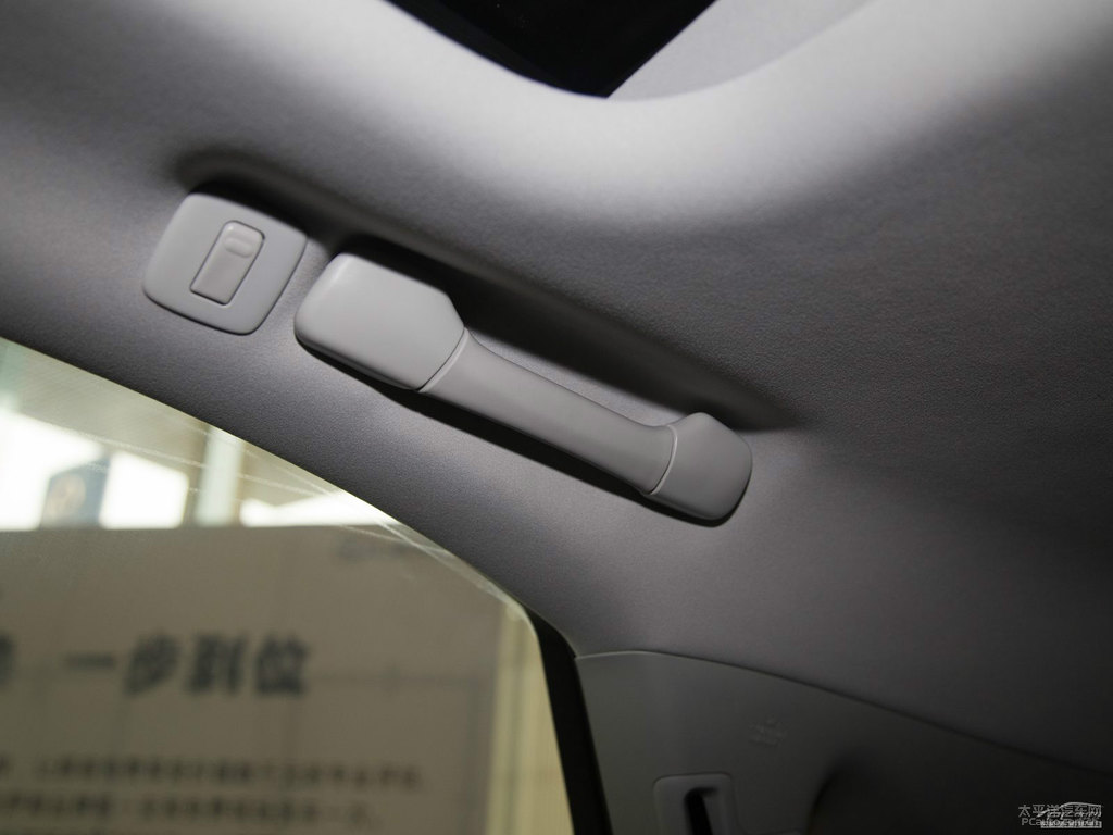 珍珠白色雷克薩斯RX車廂內(nèi)飾圖片