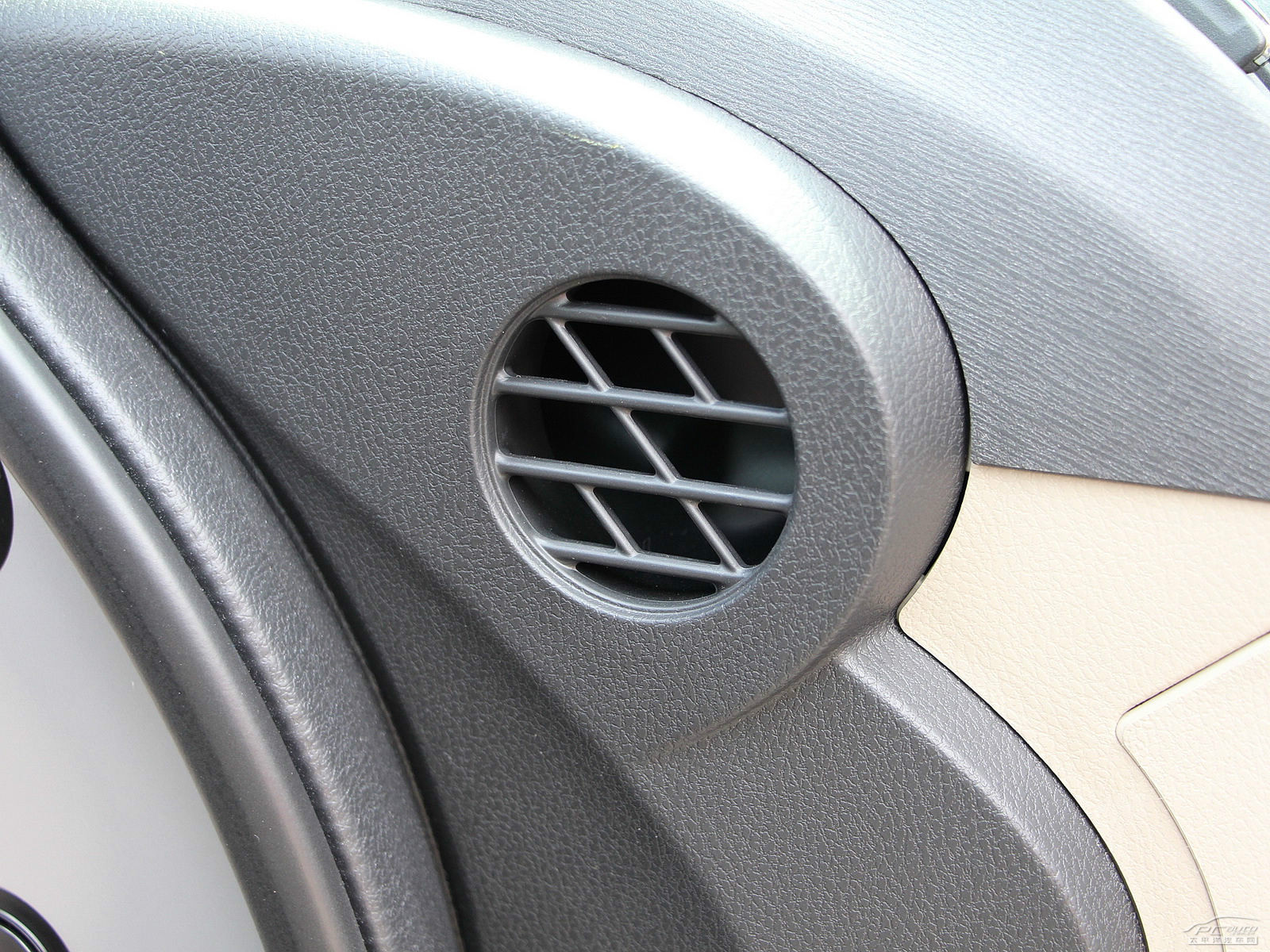 奧德賽內(nèi)飾高清大圖