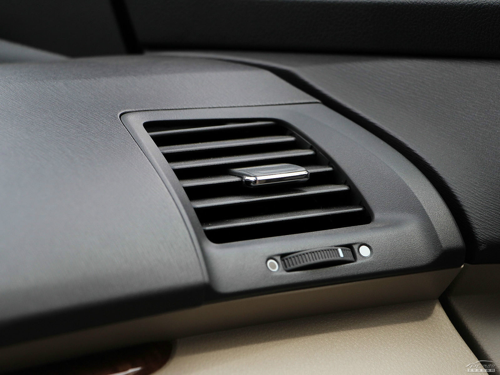 奧德賽內(nèi)飾高清大圖