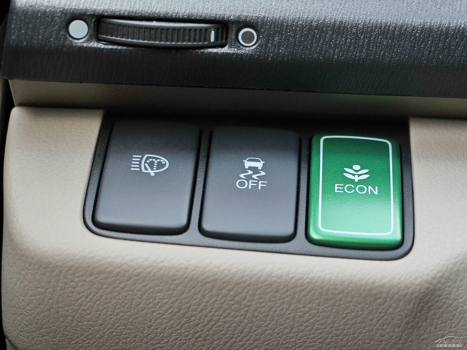 奧德賽內(nèi)飾高清大圖