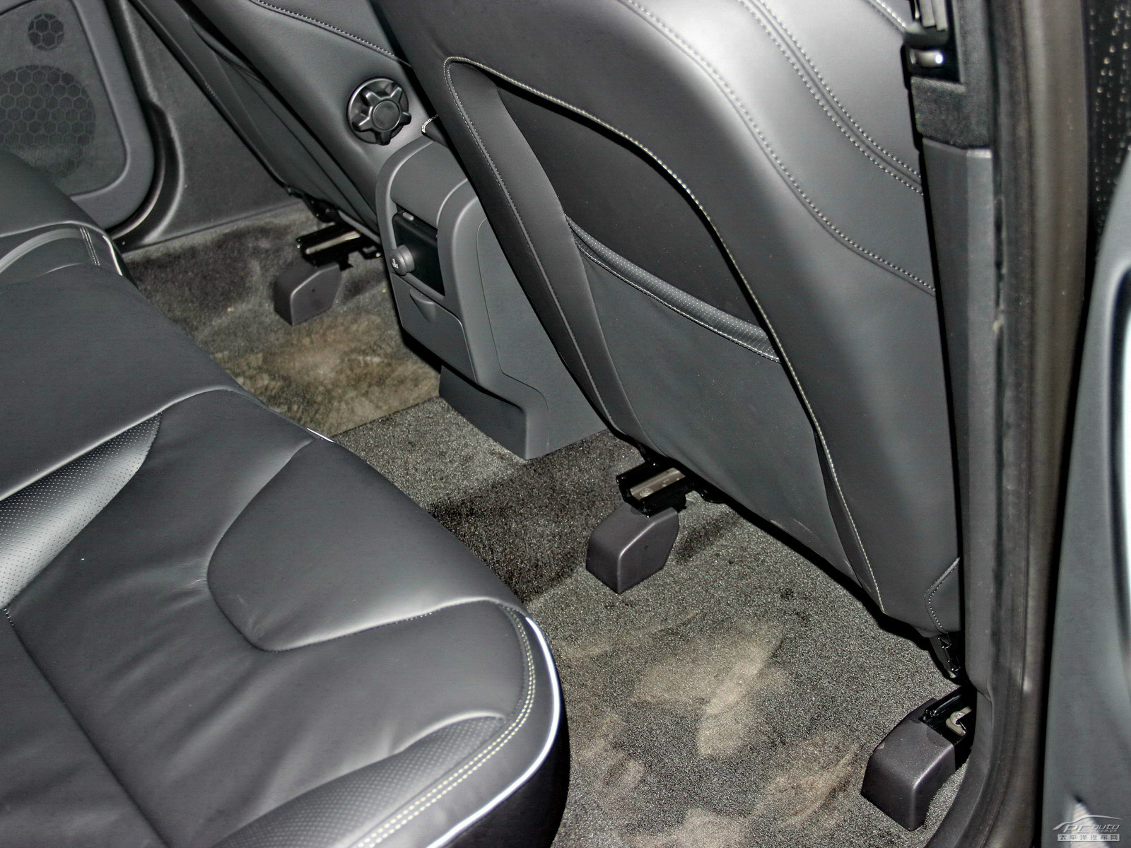 沃爾沃XC60(進(jìn)口)空間高清大圖