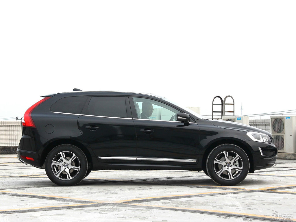 ʯ֠XC60(M(jn))܇^^DƬ