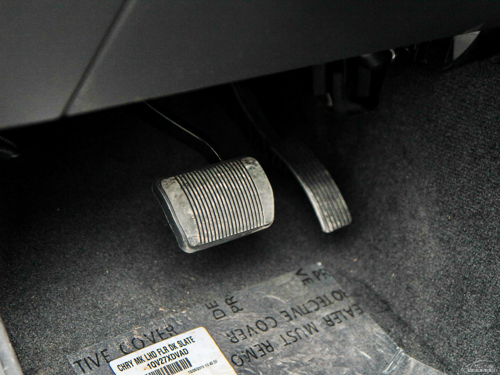 指南者(進(jìn)口)內(nèi)飾高清大圖