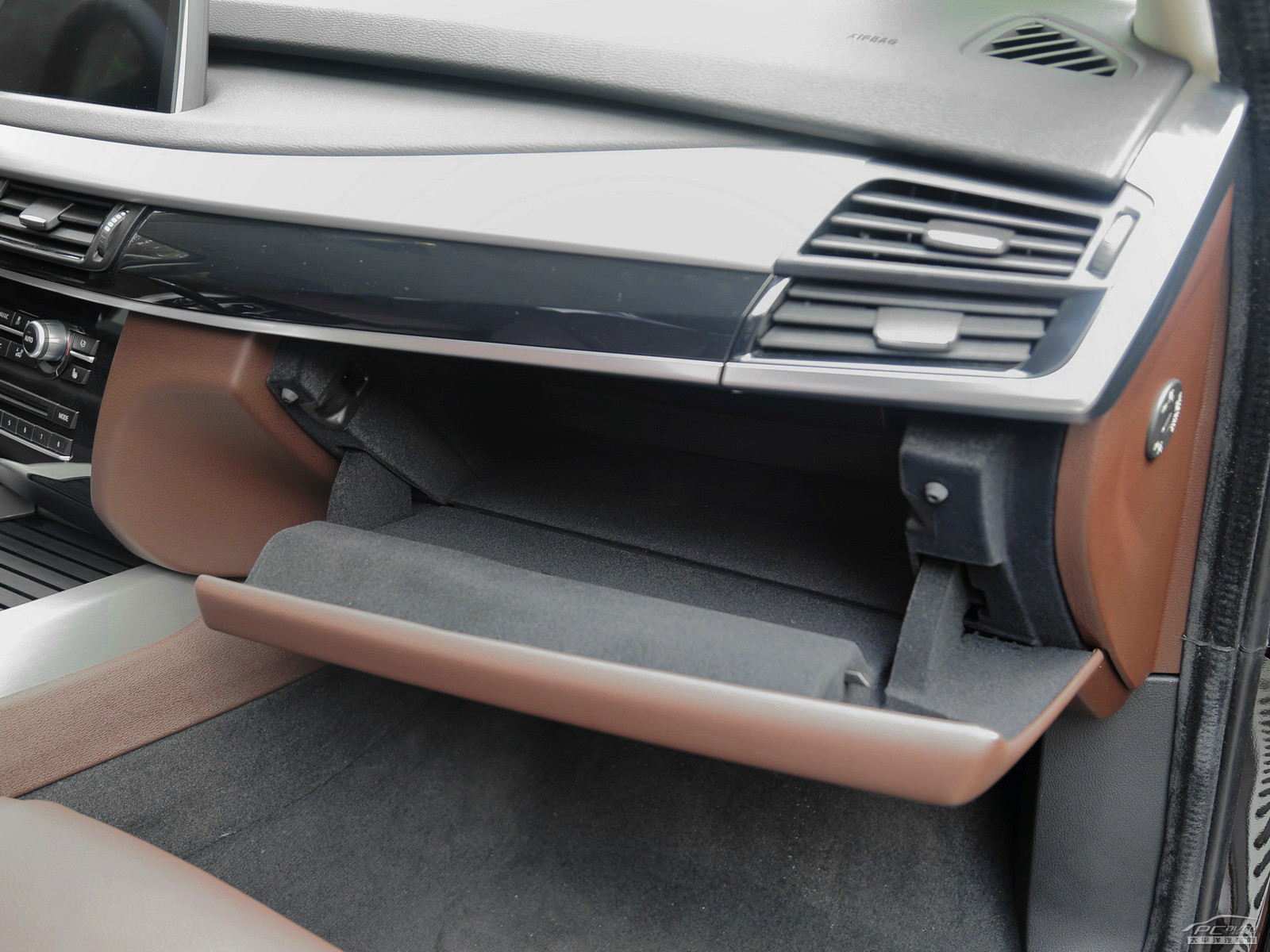 寶馬X5(進(jìn)口)空間高清大圖