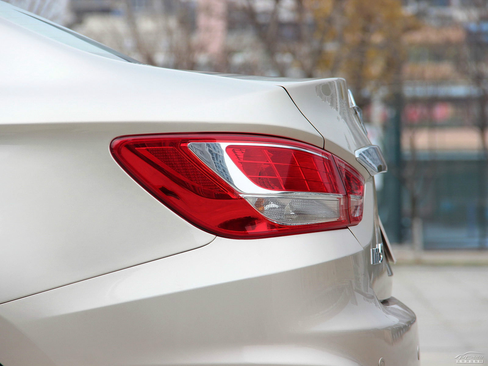 福美來M5外觀高清大圖