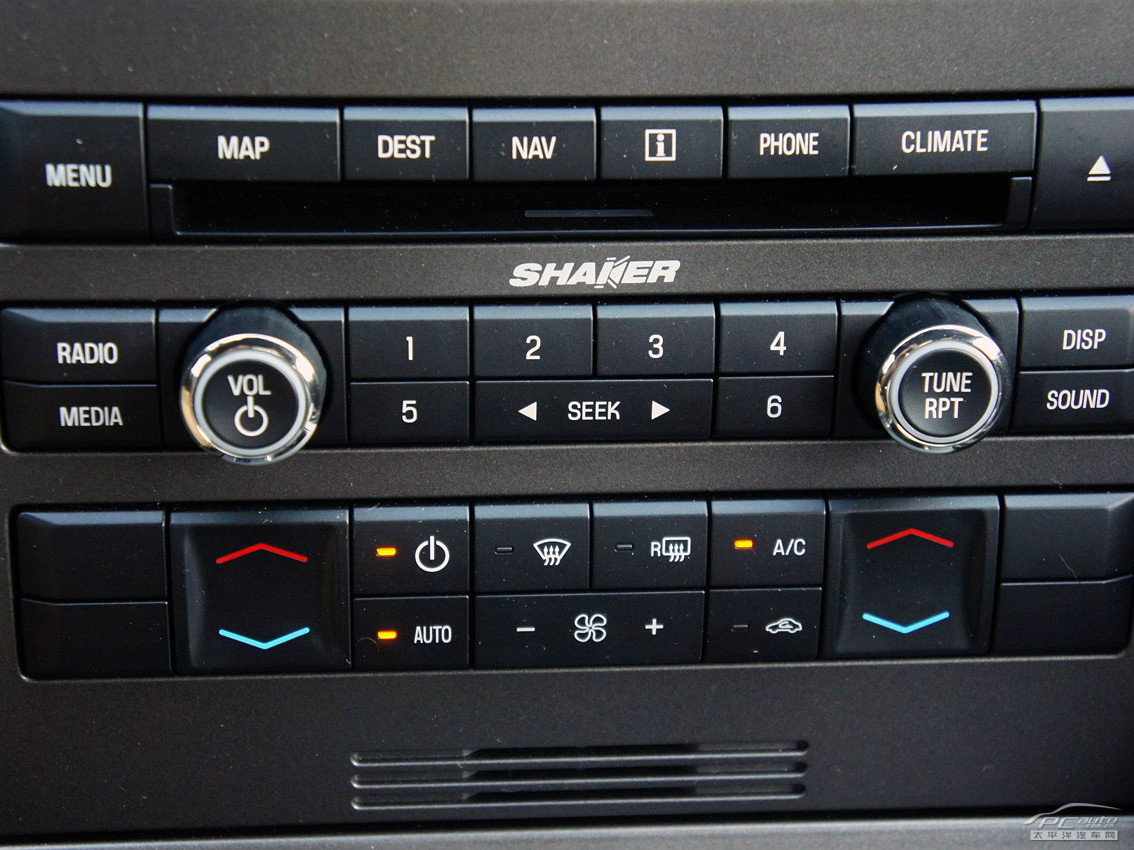 福特Mustang內(nèi)飾高清大圖