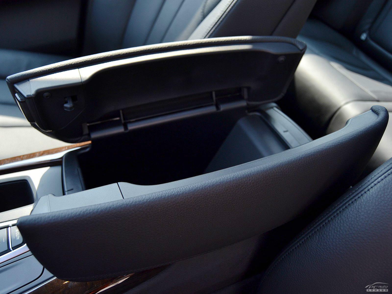 寶馬X5(進(jìn)口)空間高清大圖