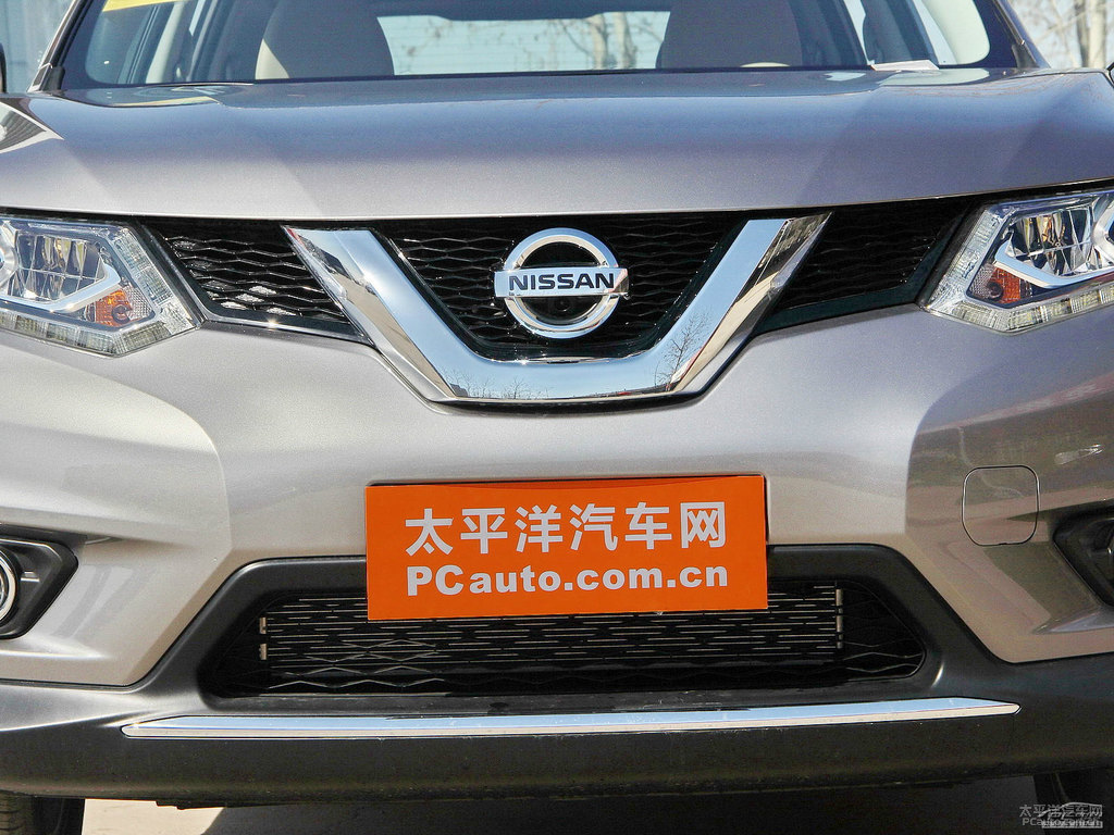 翡麗灰奇駿車頭外觀圖片