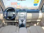 2012款 1.5L MT 豪華型 2012款 1.5L MT 豪華型
