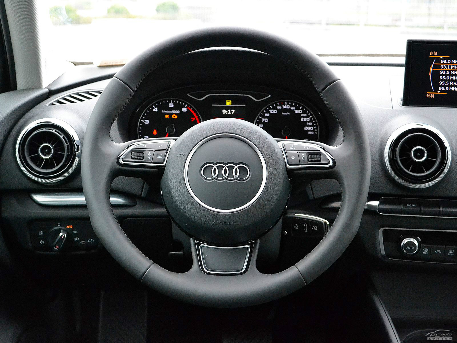 奧迪A3(進(jìn)口)內(nèi)飾高清大圖