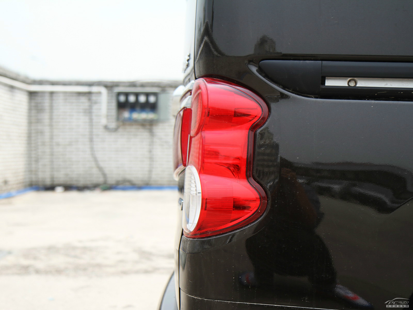 日產(chǎn)NV200外觀高清大圖