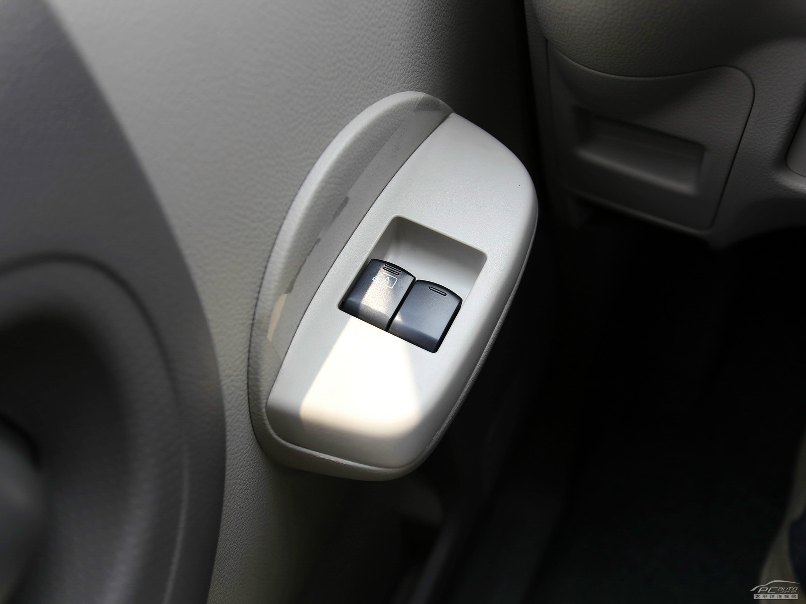 日產(chǎn)NV200內(nèi)飾高清大圖