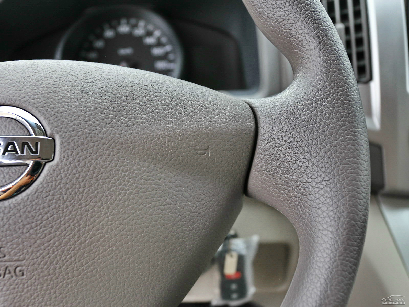 日產(chǎn)NV200內(nèi)飾高清大圖