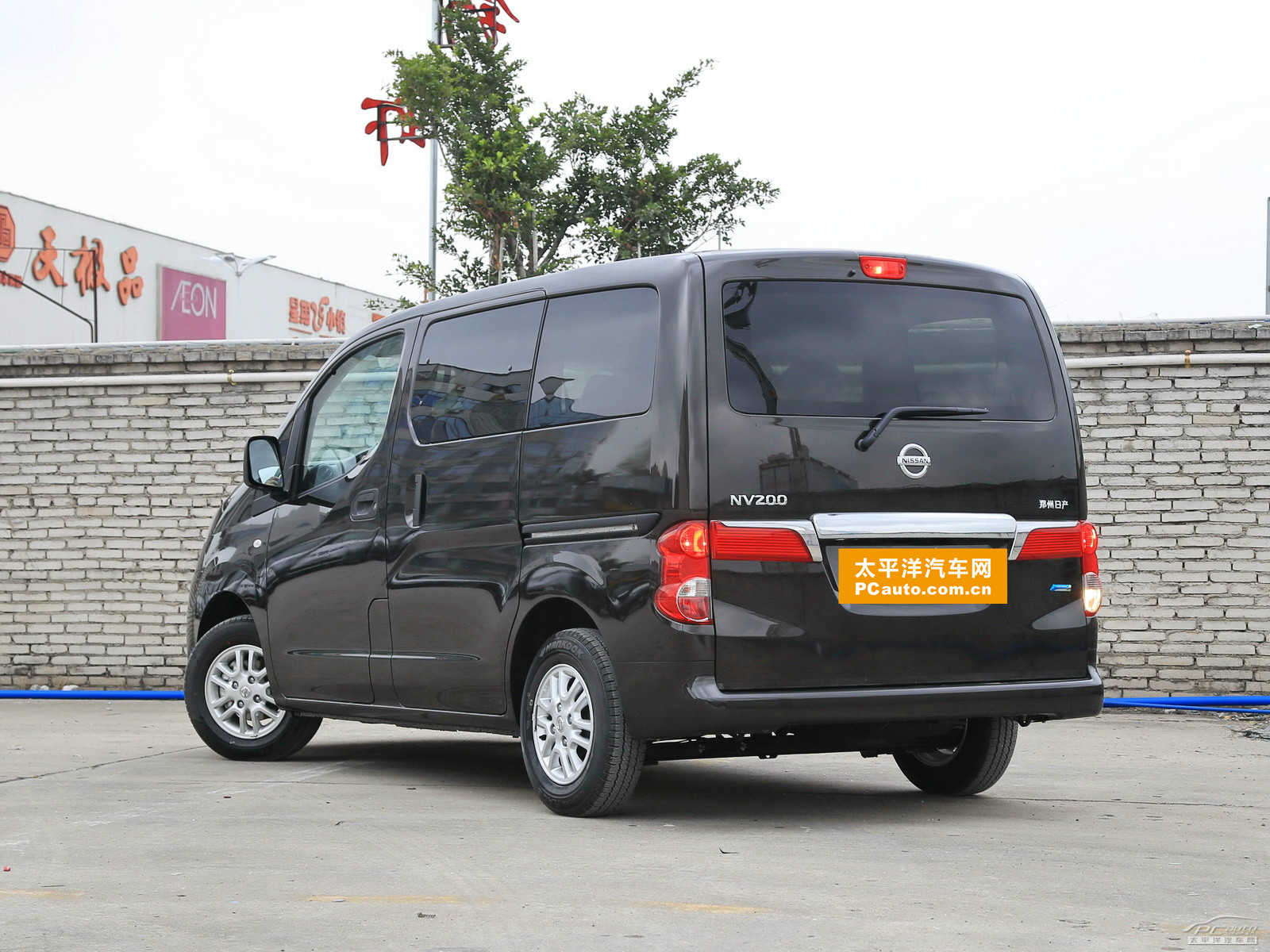 日產(chǎn)NV200外觀高清大圖