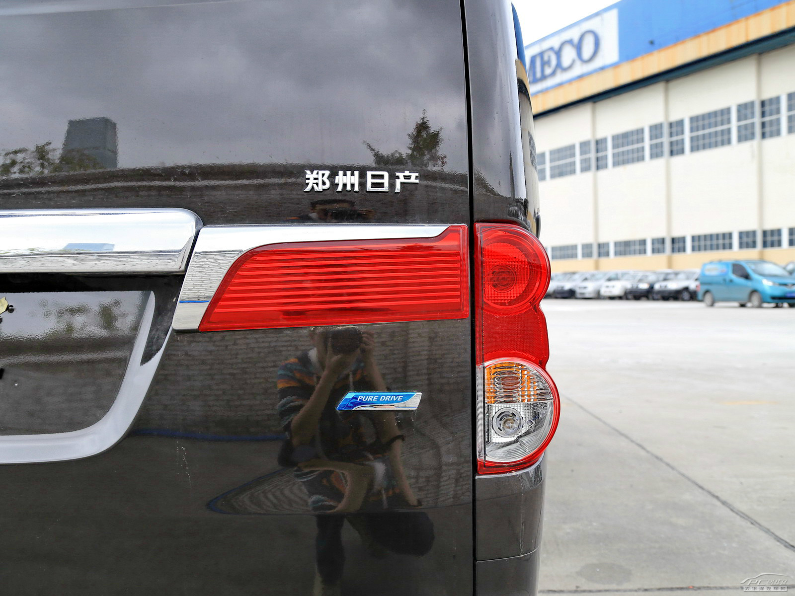 日產(chǎn)NV200外觀高清大圖