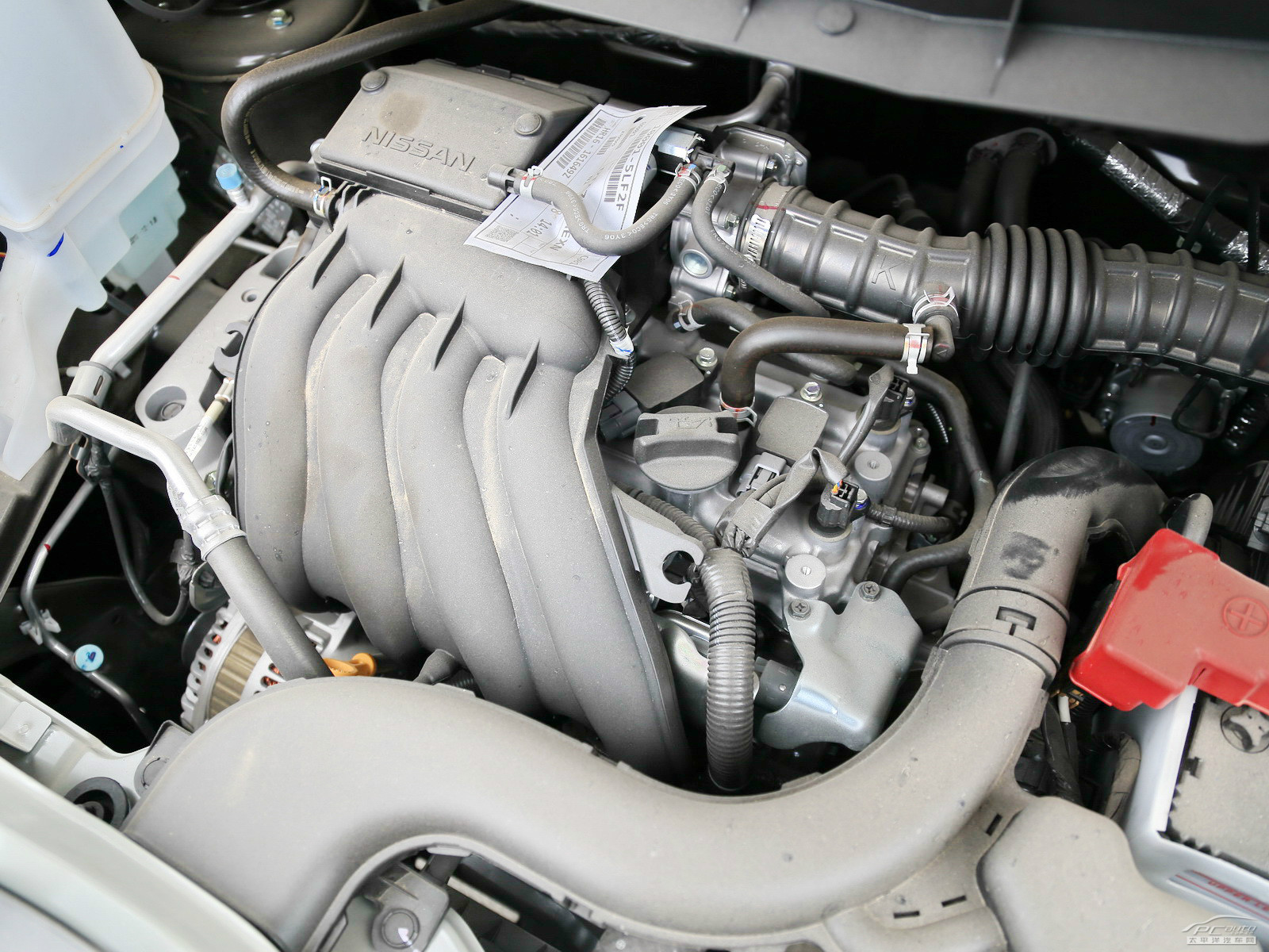 日產(chǎn)NV200細(xì)節(jié)高清大圖