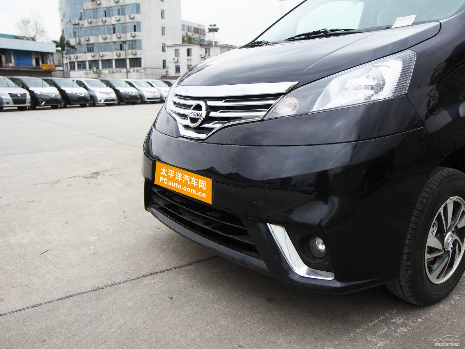 日產(chǎn)NV200外觀高清大圖