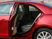 2013款 2.0L 自動豪華版 2013款 2.0L 自動豪華版