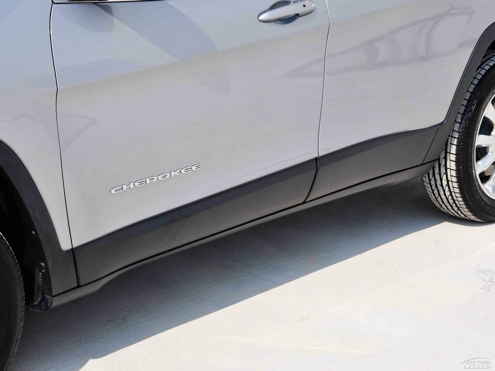 自由光(進口)外觀高清大圖