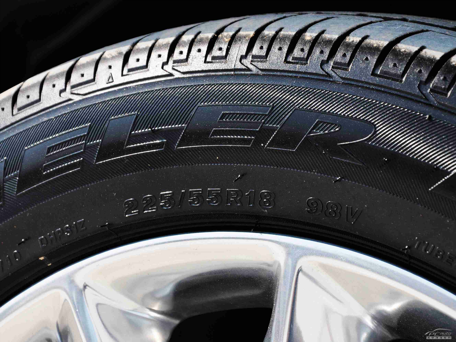 自由光(進口)細節(jié)高清大圖