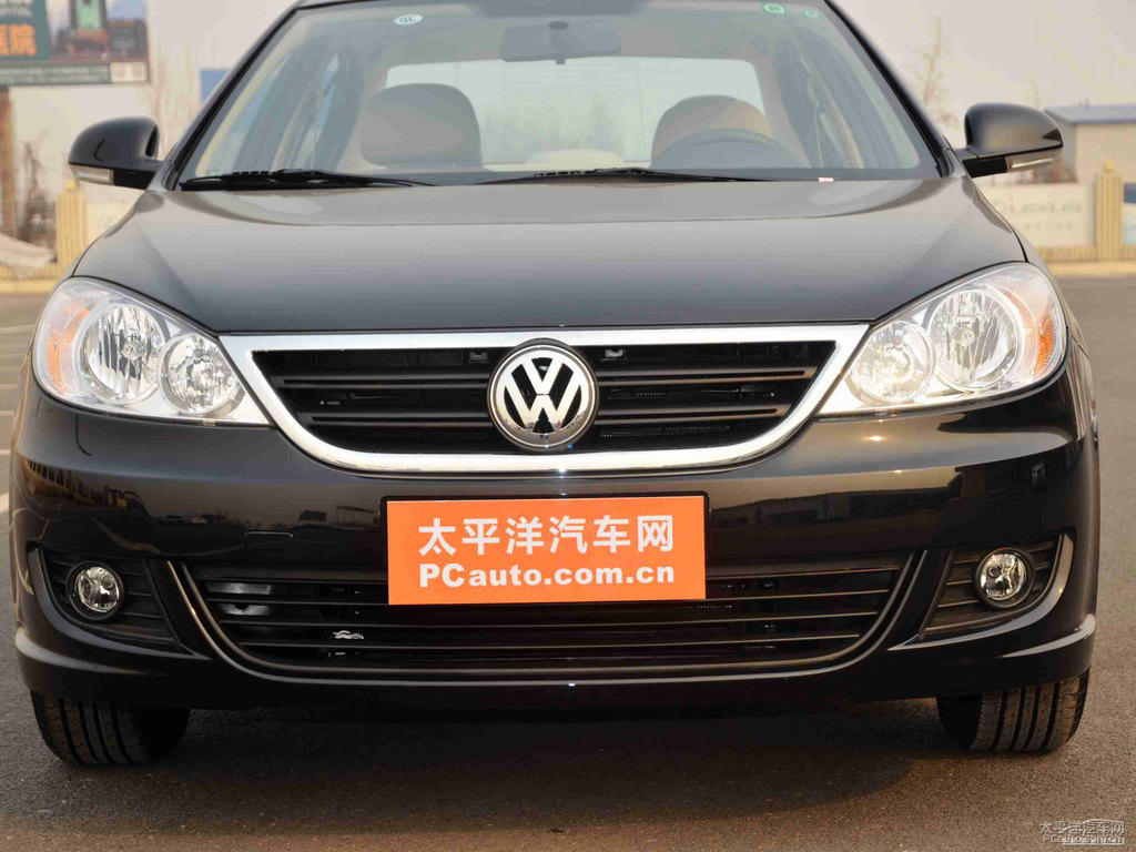神秘黑朗逸車頭外觀圖片