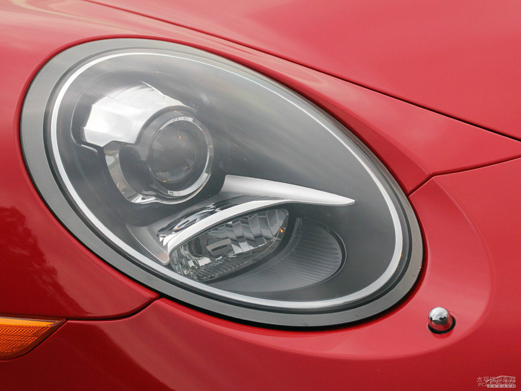 衛(wèi)紅保時捷911車頭外觀圖片