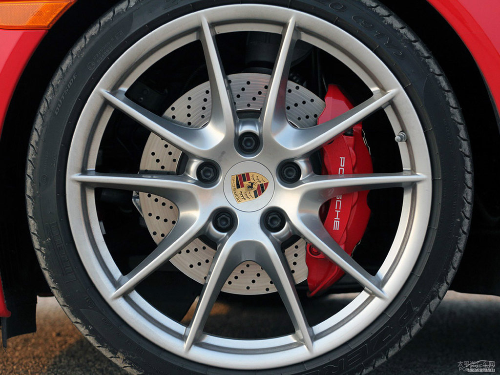 衛(wèi)紅保時(shí)捷911車身外觀圖片