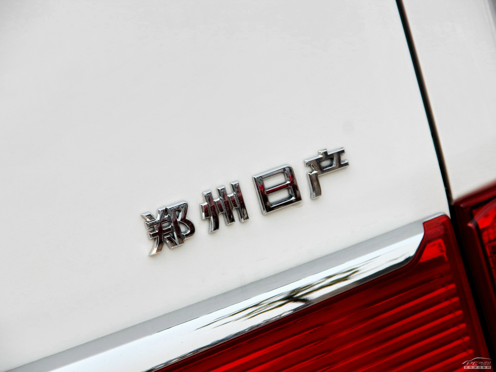 日產(chǎn)NV200外觀高清大圖