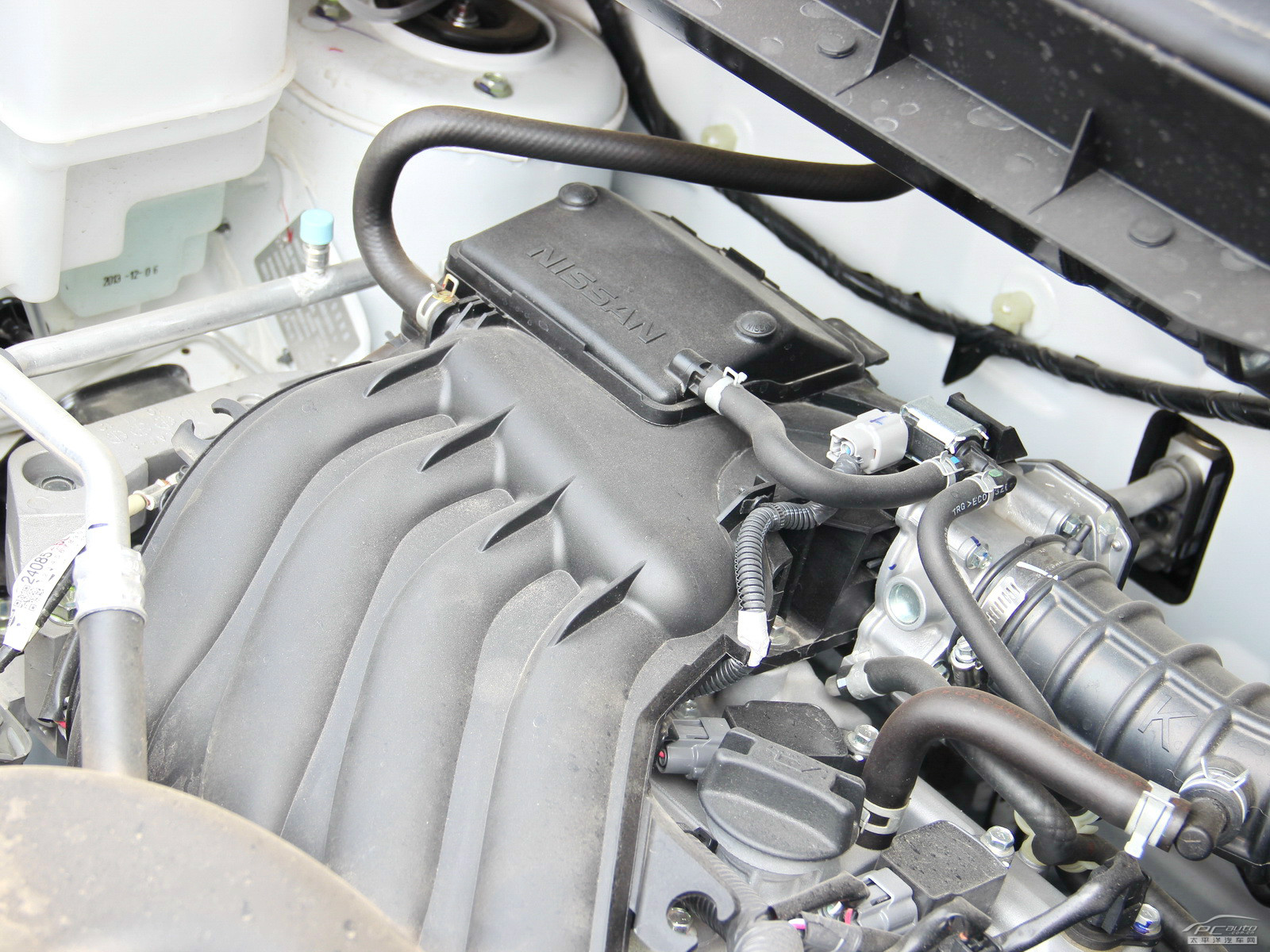 日產(chǎn)NV200細(xì)節(jié)高清大圖