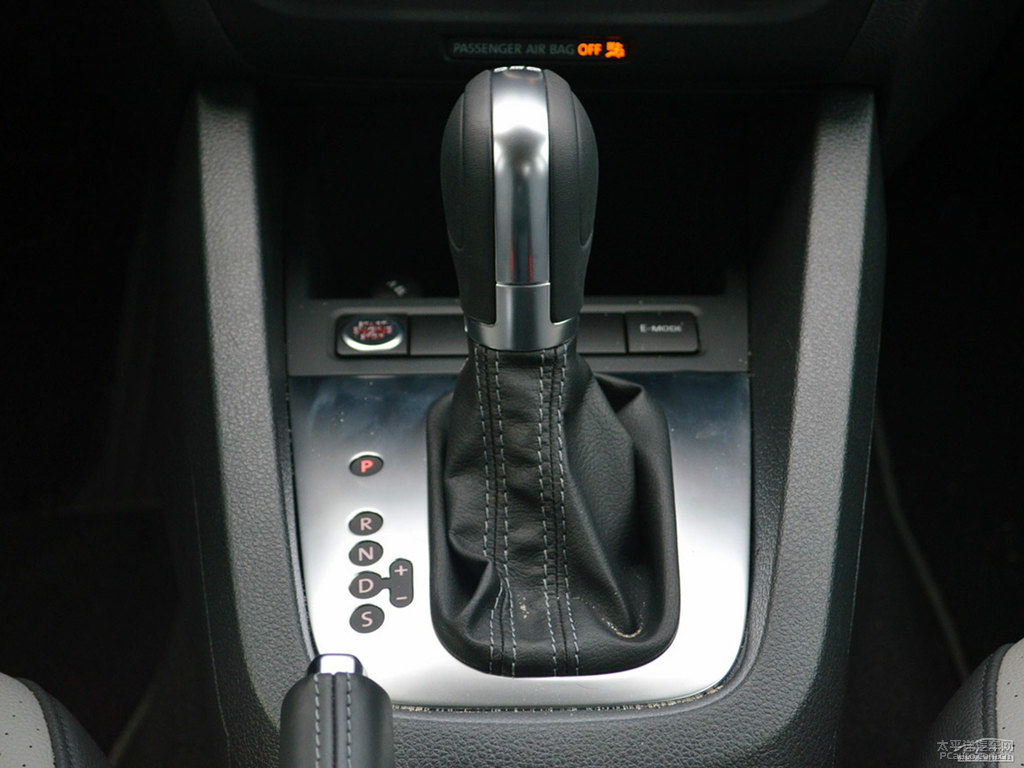 Jetta(ni)DƬ