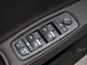 2013款 3.0T 標(biāo)準(zhǔn)型 2013款 3.0T 標(biāo)準(zhǔn)型